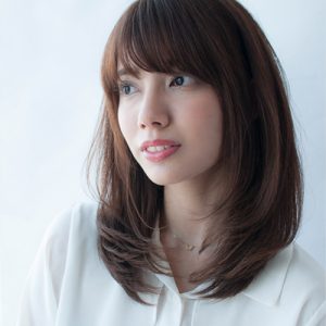 Read more about the article アナウンサー風愛されセミロング